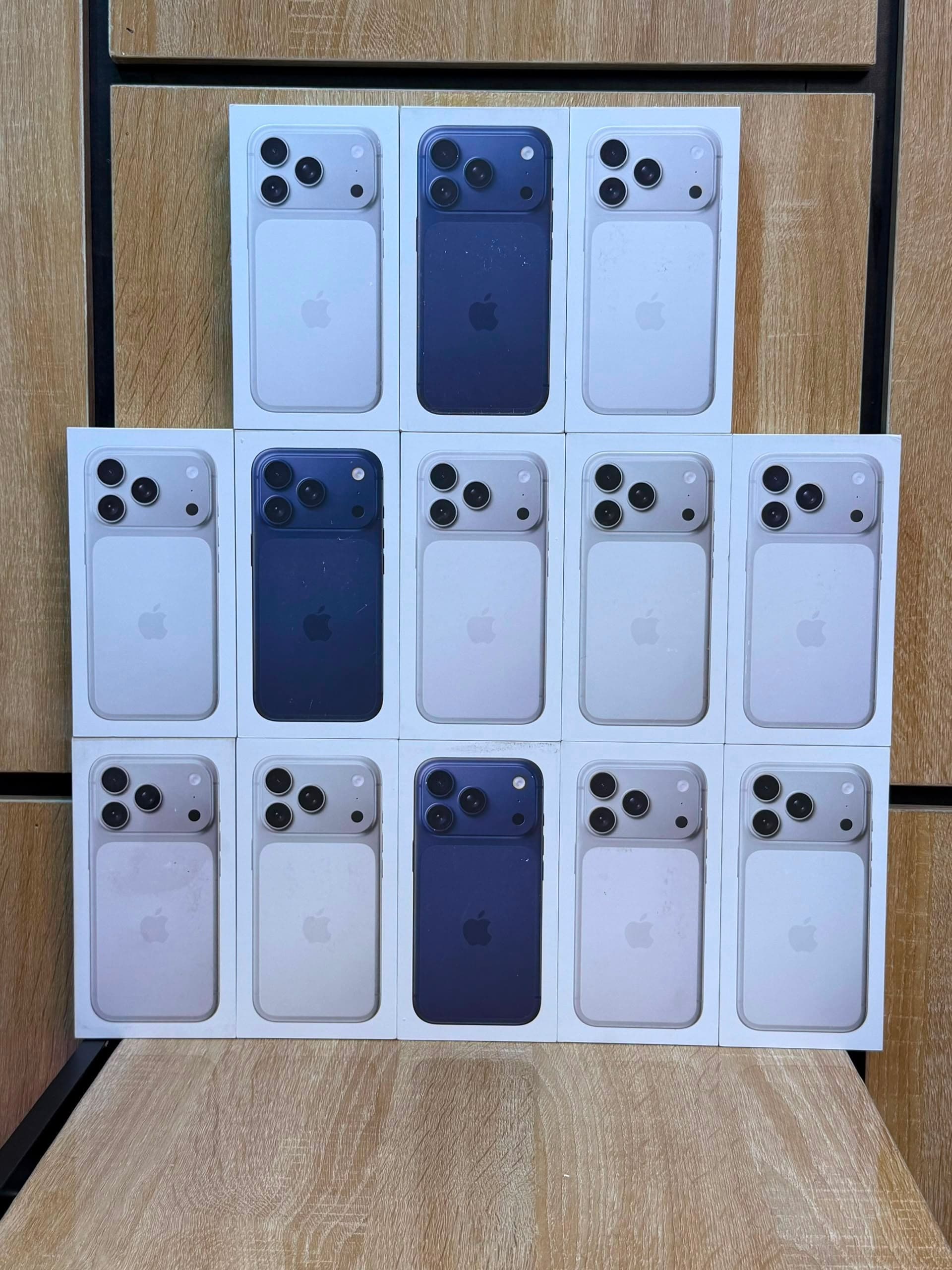 Brand new iPhone 17 pro (512gb)