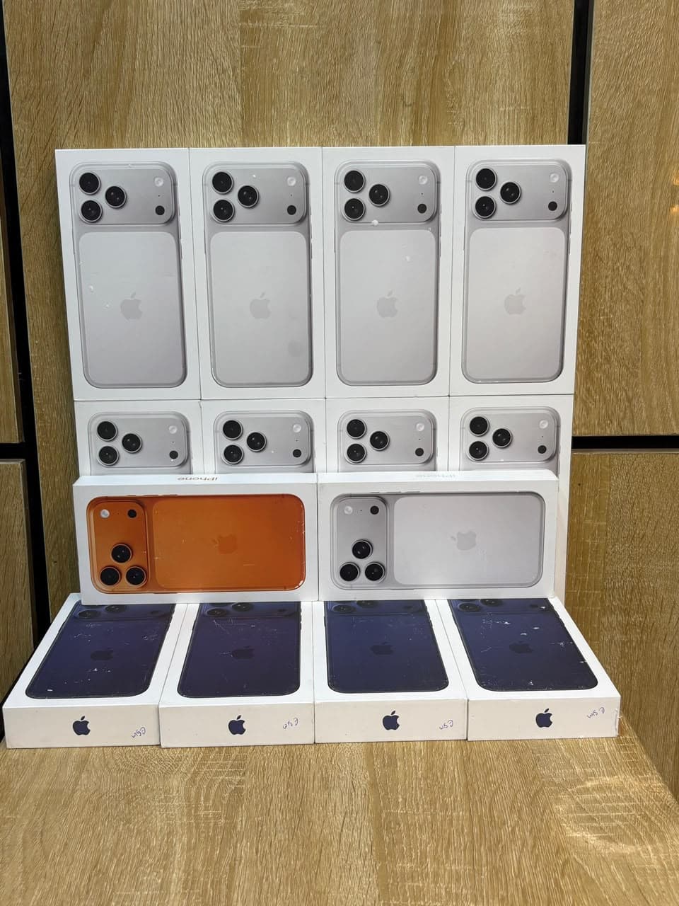 Brand new iPhone 17 pro max (256gb)